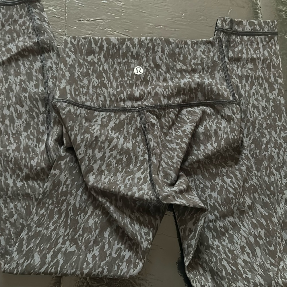 Lululemon leggings